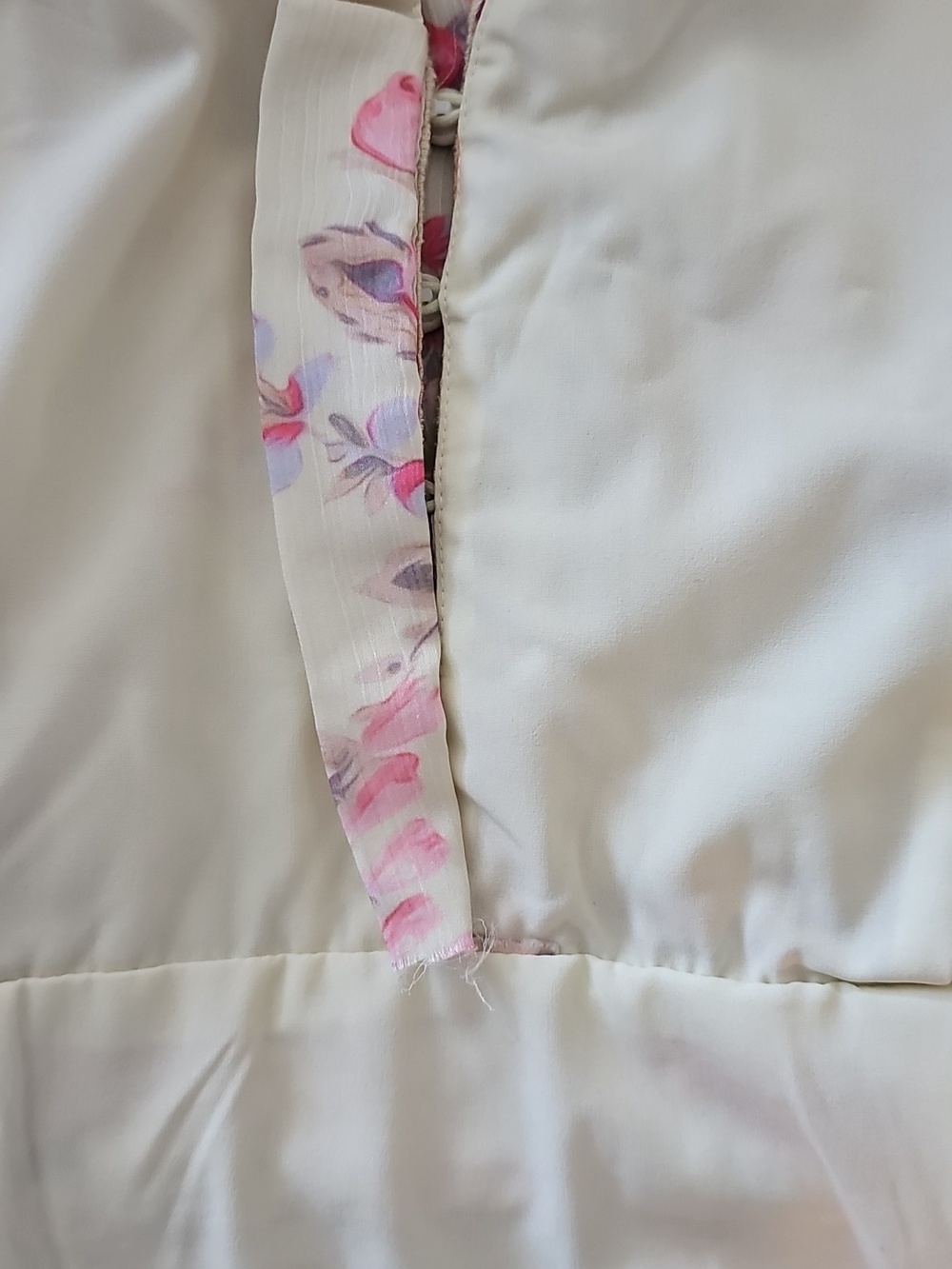 Detailed Guess Floral V-Neck Ruffle Mini Dress - Picture 11 of 12